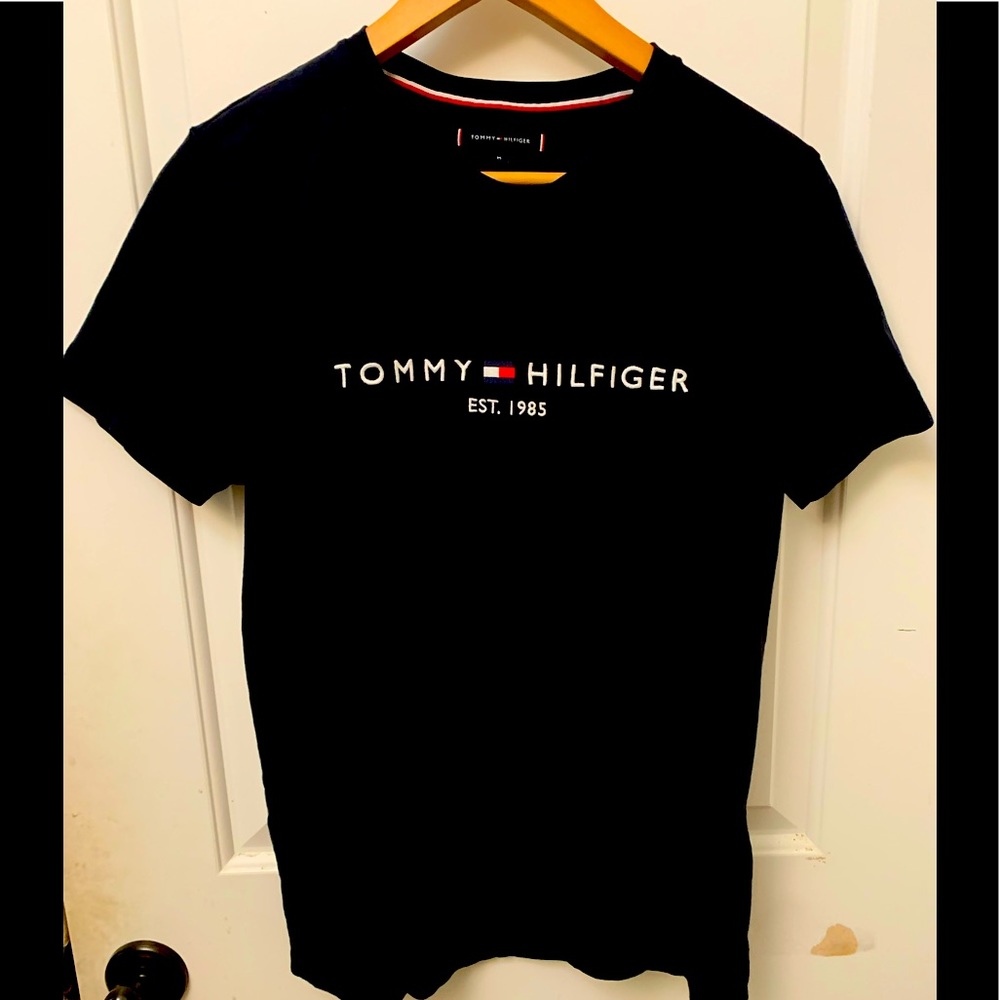 Tommy Hilfiger essential center flag logo navy shirt